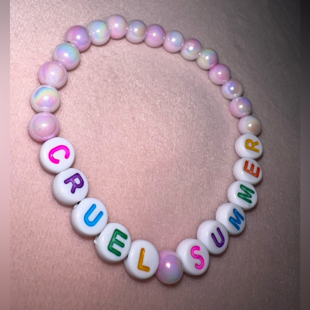 Taylor Swift Eras Tour Friendship Bracelet - Picture 4 of 5